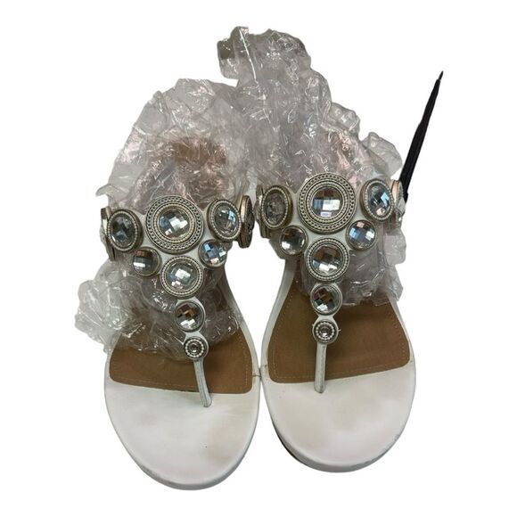 New Direction White Wedge Rhinestone Sandals Thong Strap Embellished - Picture 3 of 15